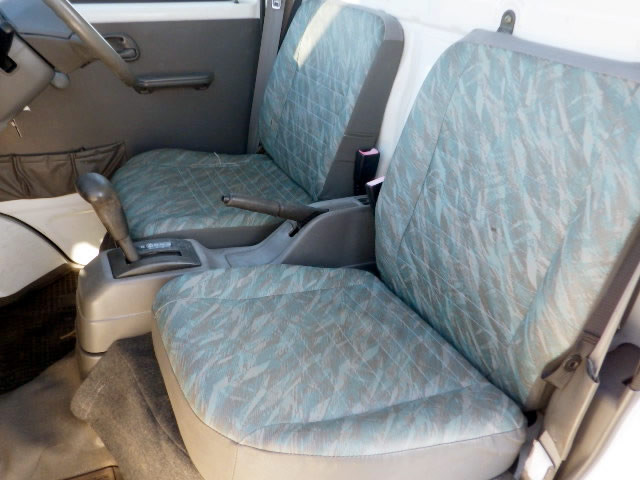 2001 Suzuki Carry Truck DA52T (UW-6969b1600857f)[5]