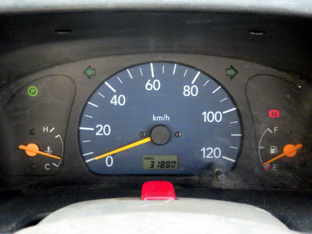 2001 Suzuki Carry Truck DA52T (UW-6969b1600857f)[12]