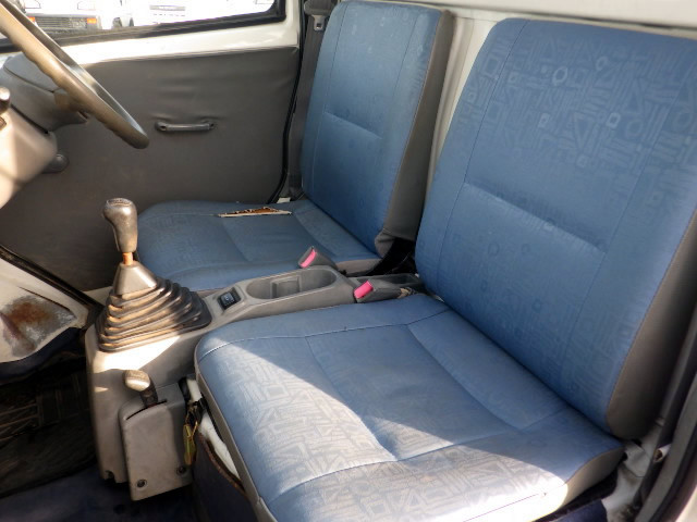 2000 Mitsubishi Minicab Truck U62T (UW-6969a0a0bfe15)[5]