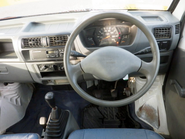 2000 Mitsubishi Minicab Truck U62T (UW-6969a0a0bfe15)[4]