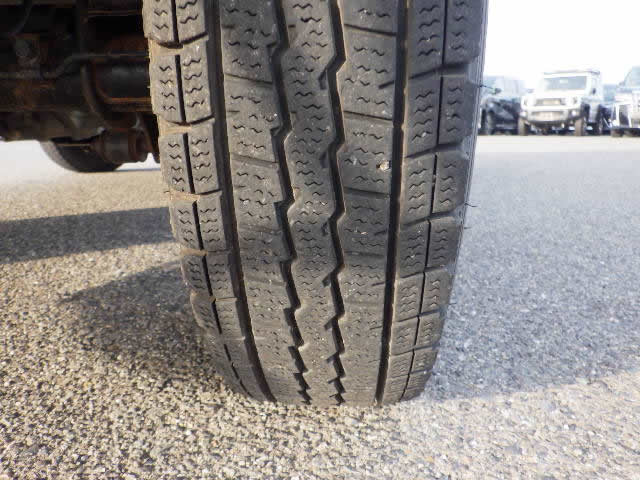 2000 Mitsubishi Minicab Truck U62T (UW-6969a0a0bfe15)[30]