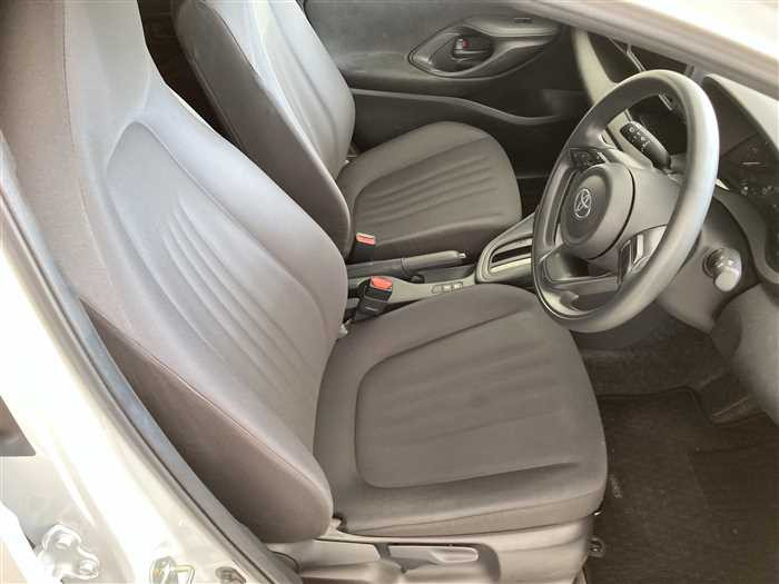 2024 Toyota Yaris 5BA-KSP210 (UW-695e1116bbe80)[9]