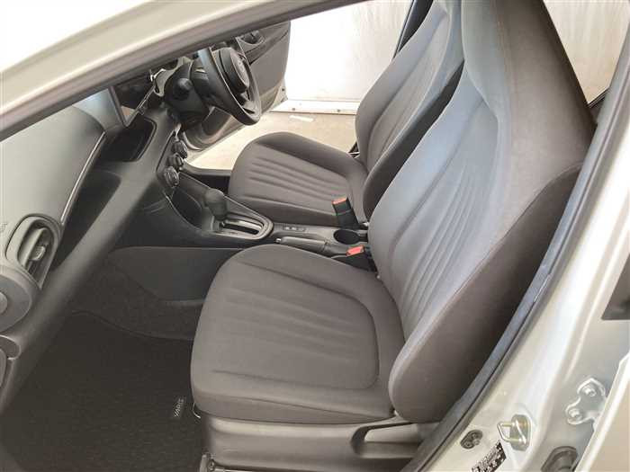 2024 Toyota Yaris 5BA-KSP210 (UW-695e1116bbe80)[14]