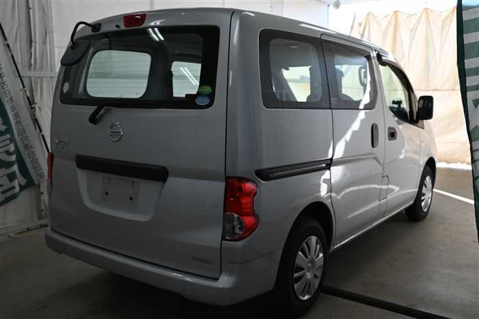 2016 Nissan NV200 Vanette DBF-VM20 (UW-6942691763882)[1]