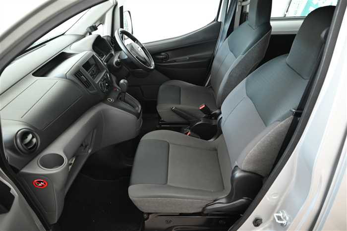 2016 Nissan NV200 Vanette DBF-VM20 (UW-6942691763882)[15]