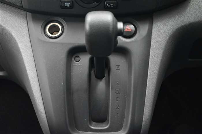 2016 Nissan NV200 Vanette DBF-VM20 (UW-6942691763882)[21]