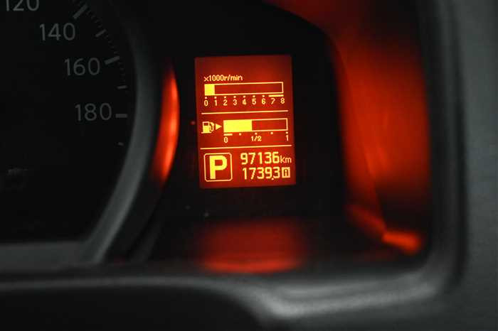 2016 Nissan NV200 Vanette DBF-VM20 (UW-6942691763882)[25]