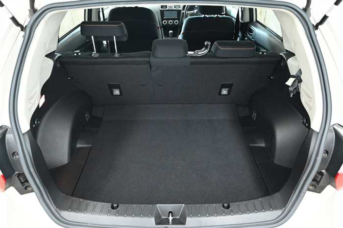 2015 Subaru IMPREZA_XV DBA-GP7 (UW-6999586a82136)[10]