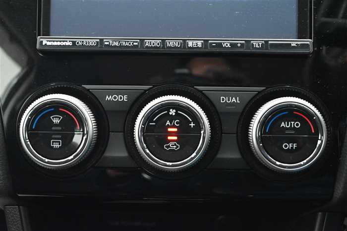 2015 Subaru IMPREZA_XV DBA-GP7 (UW-6999586a82136)[16]