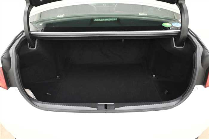 2015 Lexus GS Hybrid DAA-AWL10 (UW-69b2793dded60)[9]