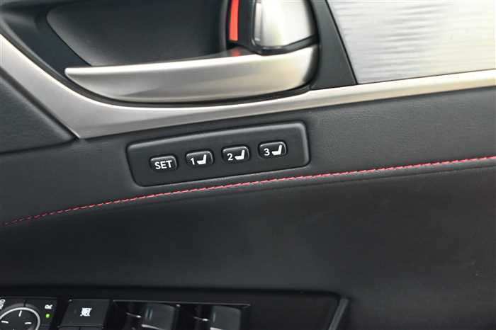 2015 Lexus GS Hybrid DAA-AWL10 (UW-69b2793dded60)[14]