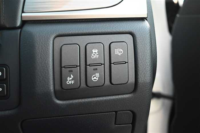 2015 Lexus GS Hybrid DAA-AWL10 (UW-69b2793dded60)[16]