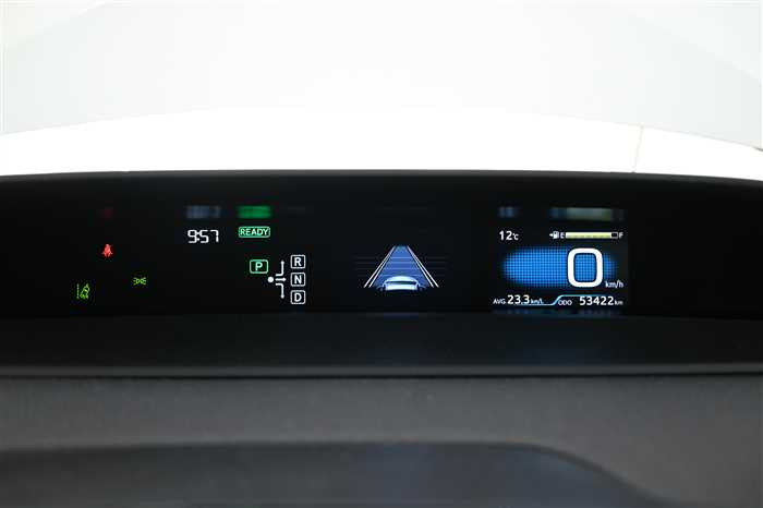 2018 Toyota Prius DAA-ZVW51 (UW-694660e7bfb16)[16]