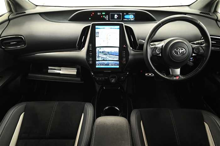 2019 Toyota Prius PHV DLA-ZVW52 (UW-69ad0008234d0)[14]