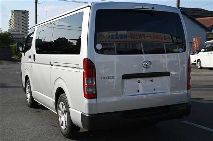 2020 Toyota Hiace Van QDF-GDH201V (UW-695e110485307)[3]