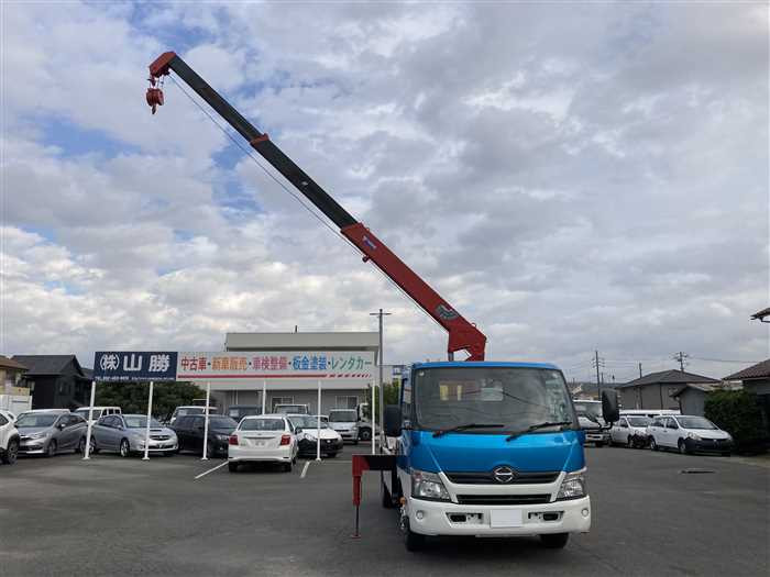 2017 Hino DUTRO TKG-XZU710M (UW-69b27931c32e4)[10]