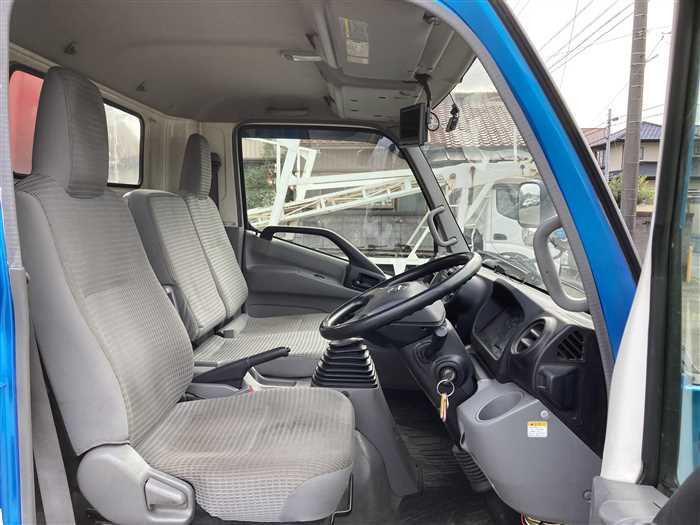 2017 Hino DUTRO TKG-XZU710M (UW-69b27931c32e4)[17]