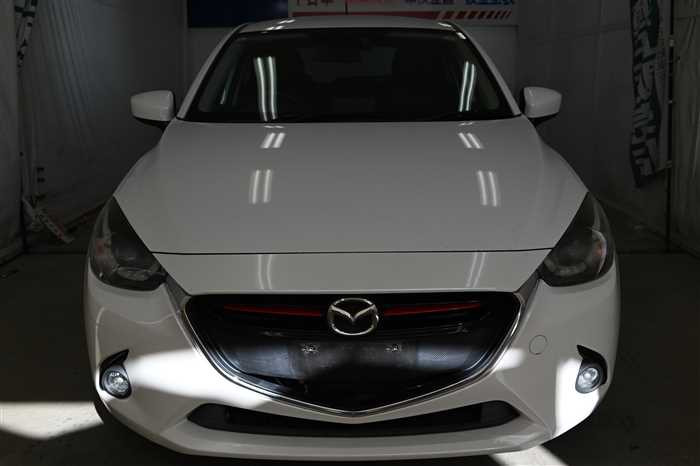 2015 Mazda Demio LDA-DJ5AS (UW-694660e97efba)[4]