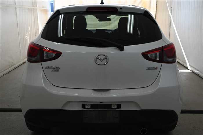 2015 Mazda Demio LDA-DJ5AS (UW-694660e97efba)[5]