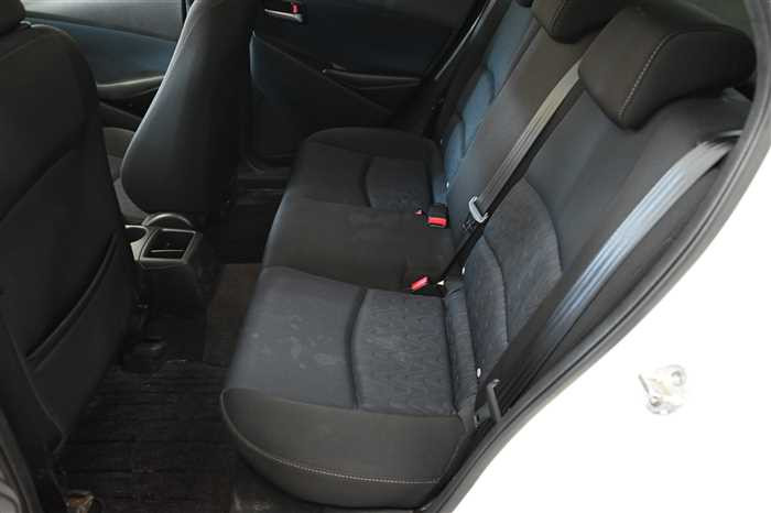 2015 Mazda Demio LDA-DJ5AS (UW-694660e97efba)[12]