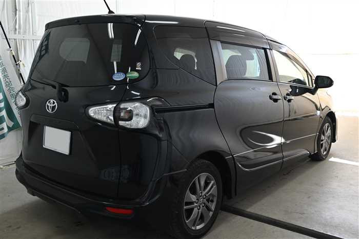 2018 Toyota Sienta DBA-NSP170G (UW-69ad001cac0b9)[1]