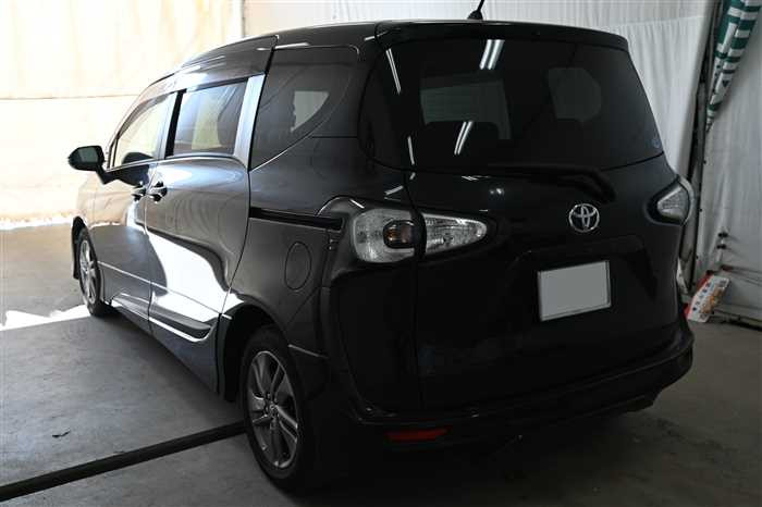 2018 Toyota Sienta DBA-NSP170G (UW-69ad001cac0b9)[3]