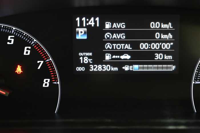 2018 Toyota Sienta DBA-NSP170G (UW-69ad001cac0b9)[27]