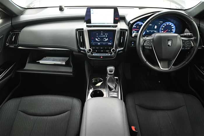 2019 Toyota Crown Hybrid 6AA-AZSH20 (UW-695e1105a3638)[14]