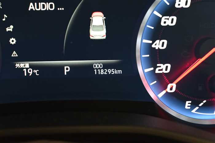 2019 Toyota Crown Hybrid 6AA-AZSH20 (UW-695e1105a3638)[27]