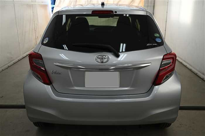 2016 Toyota Vitz DBA-KSP130 (UW-6942691eb0df9)[5]