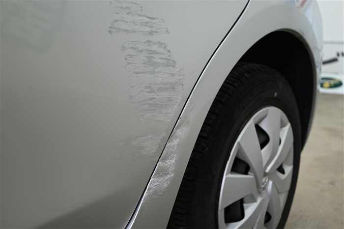 2016 Toyota Vitz DBA-KSP130 (UW-6942691eb0df9)[9]