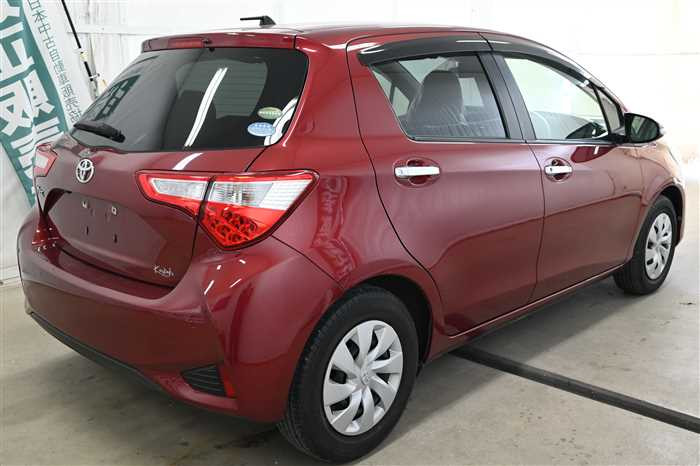 2018 Toyota Vitz DBA-NSP130 (UW-695cb8f5d99bd)[1]