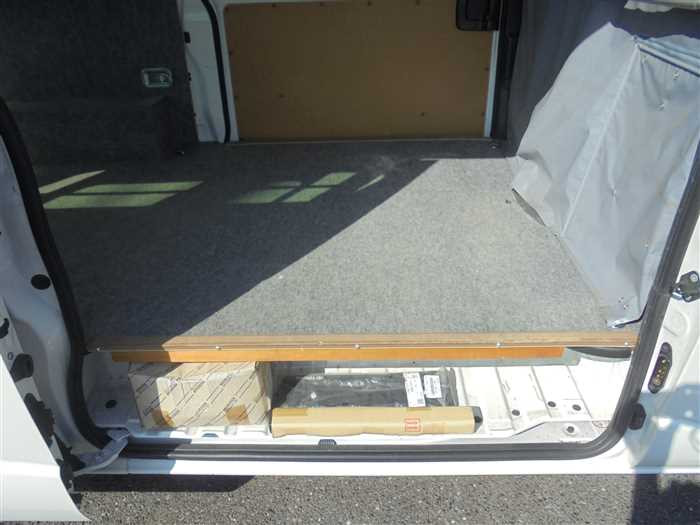 2021 Toyota Hiace Van TRH200K (UW-69771e2bab12c)[10]