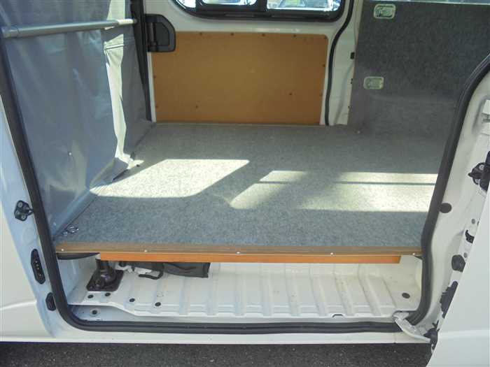 2021 Toyota Hiace Van TRH200K (UW-69771e2bab12c)[13]