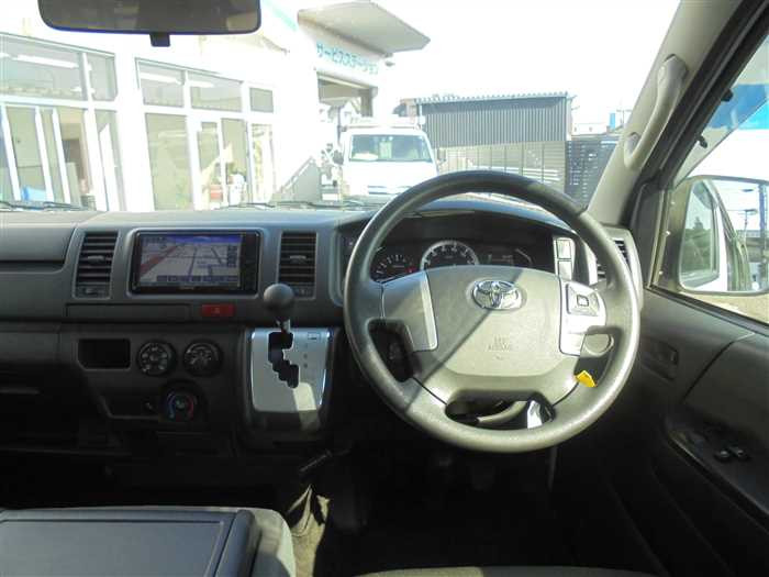 2021 Toyota Hiace Van TRH200K (UW-69771e2bab12c)[19]