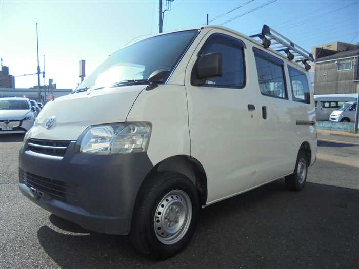 2019 Toyota Townace Van S412M (UW-69ad0007457c9)[0]