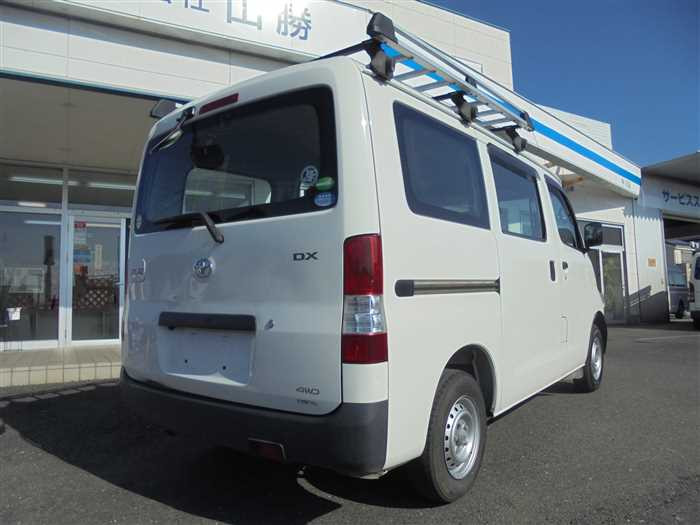 2019 Toyota Townace Van S412M (UW-69ad0007457c9)[3]