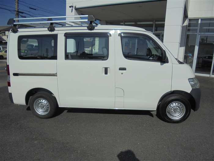 2019 Toyota Townace Van S412M (UW-69ad0007457c9)[7]