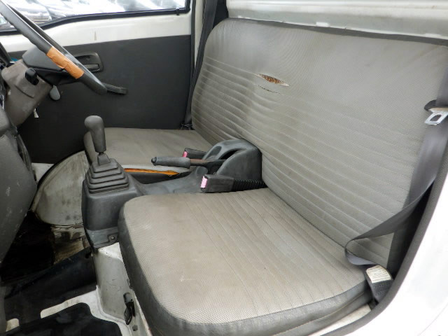 1993 Suzuki Carry Truck DC51T (UW-697c224524d47)[5]