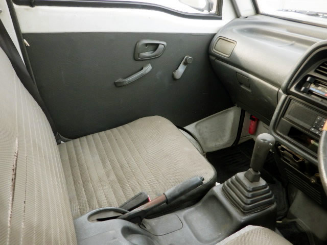 1993 Suzuki Carry Truck DC51T (UW-697c224524d47)[8]