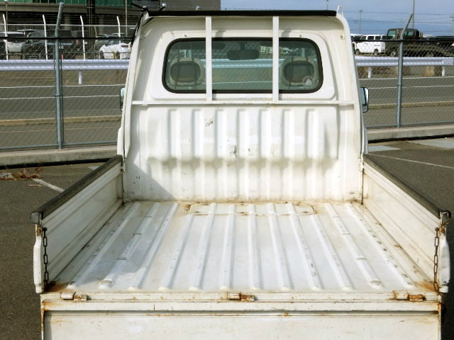 2001 Daihatsu Hijet Truck S210P (UW-694defff2b70e)[6]