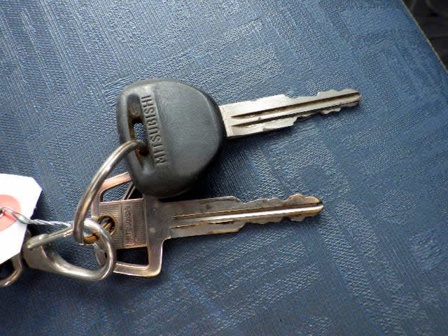 1999 Mitsubishi Minicab Truck U62T (UW-694cb7161572d)[15]