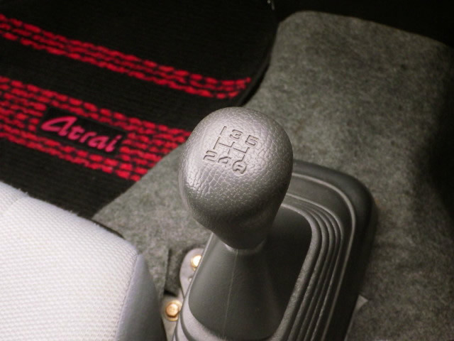 2000 Daihatsu Atrai S230V (UW-6944f373cac5e)[15]