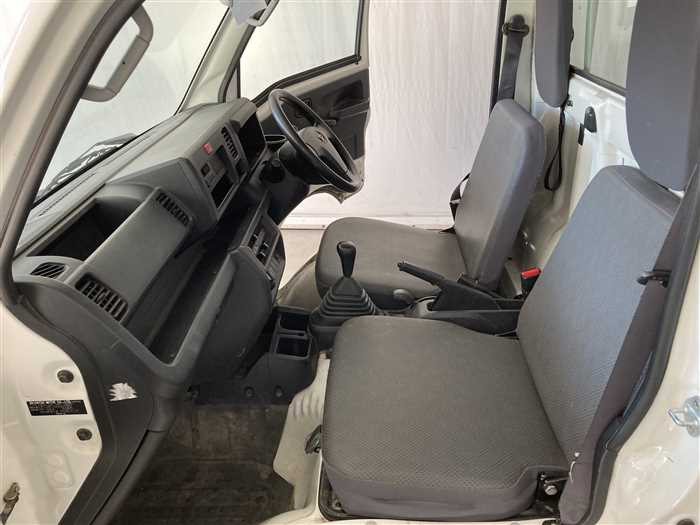 2014 Daihatsu Hijet Truck EBD-S510P (UW-69b27926ddb9b)[12]