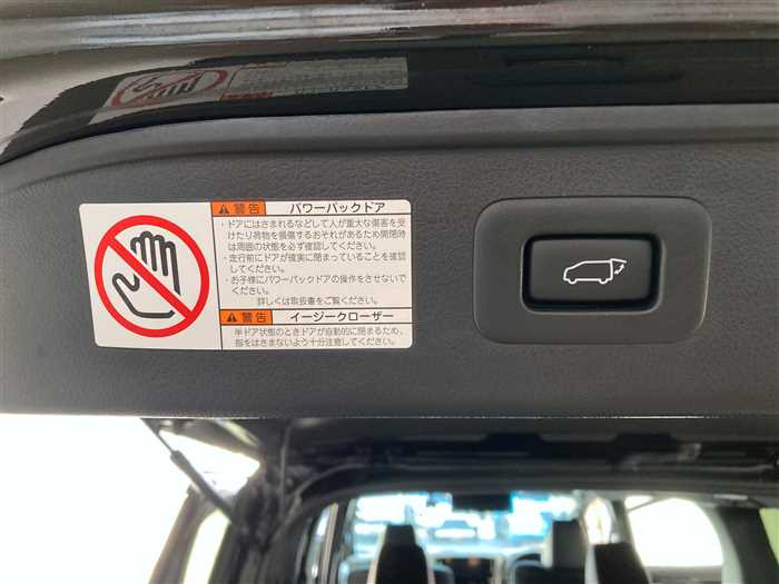 2022 Toyota Alphard 3BA-AGH30W (UW-6981ac4b46f76)[13]