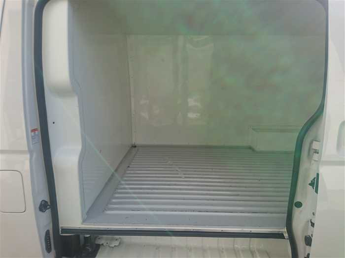 2020 Toyota Hiace Van TRH200V (UW-69ad000753cb0)[11]