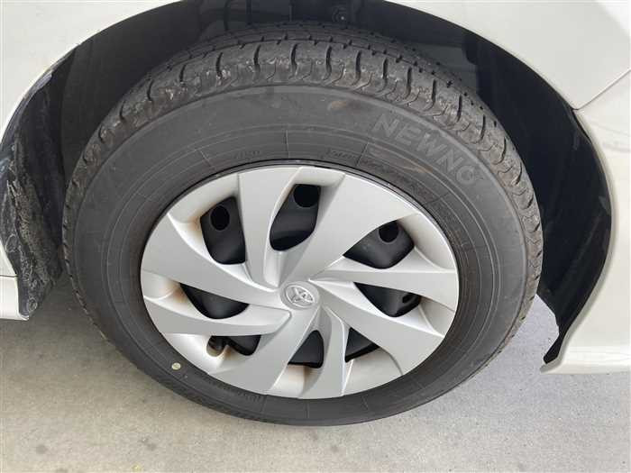 2022 Toyota Yaris 6AA-MXPH10 (UW-69771e4c6b780)[7]