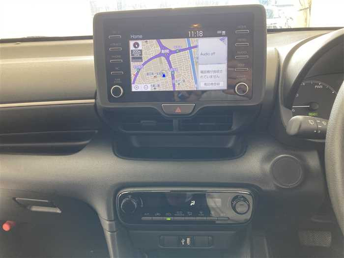 2022 Toyota Yaris 6AA-MXPH10 (UW-69771e4c6b780)[19]