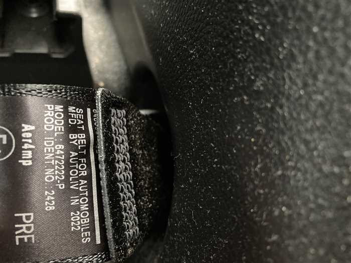 2022 Toyota Yaris 6AA-MXPH10 (UW-69771e4c6b780)[23]