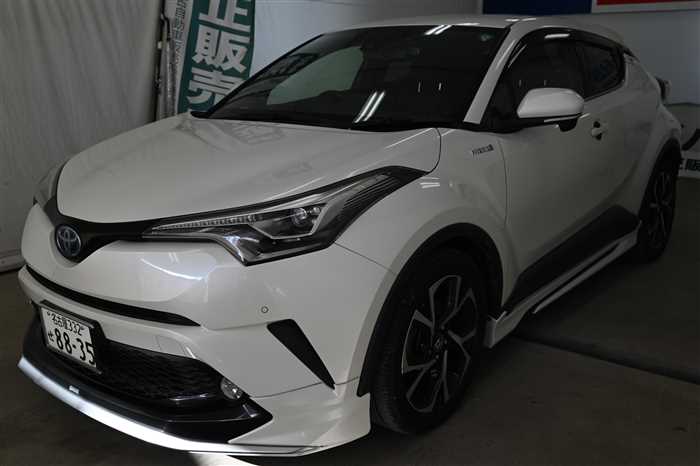 2017 Toyota C-HR ZYX10